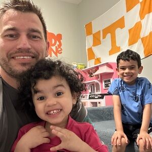 Meet your Poshers, James & Melina